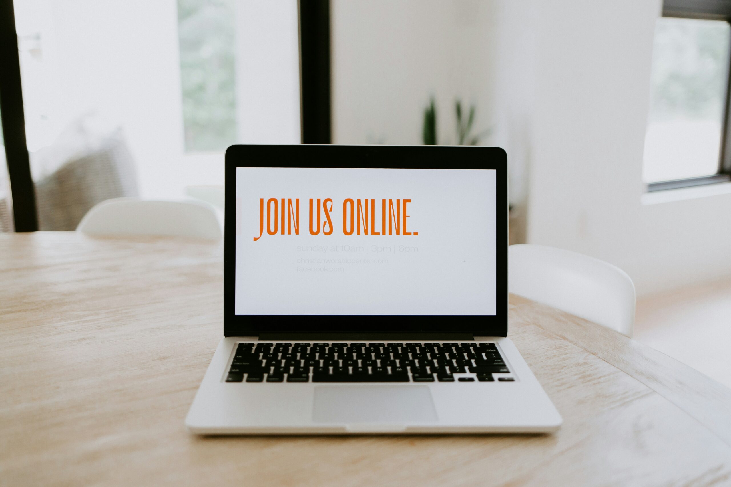 Ασφάλεια Online ή μέσω Ασφαλιστή; Τα Υπέρ και τα Κατά που Δεν Σου Λένε